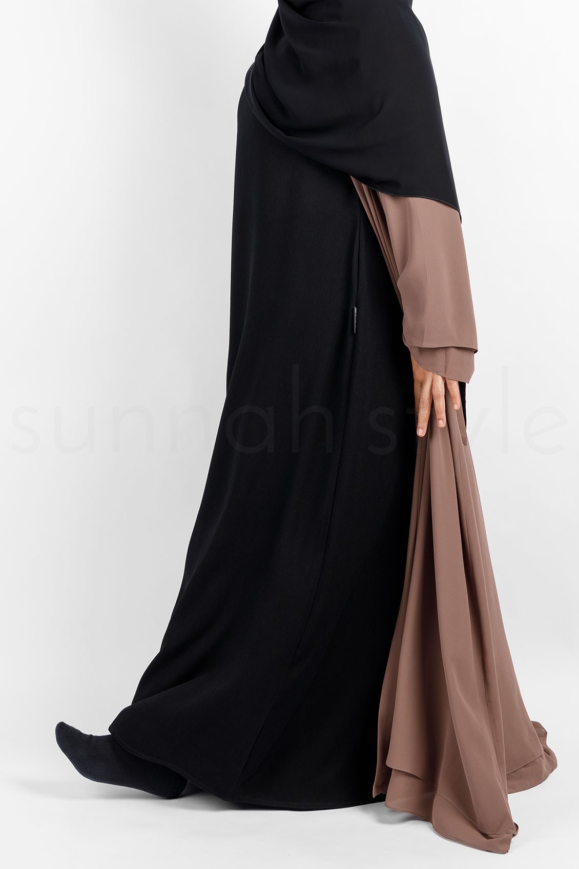 Sunnah Style Brushed Sleeveless Abaya Black